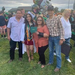 Meet your Posher, Emilio